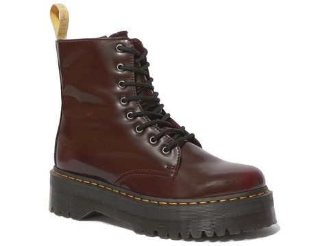 Doc martens à bordeaux sale